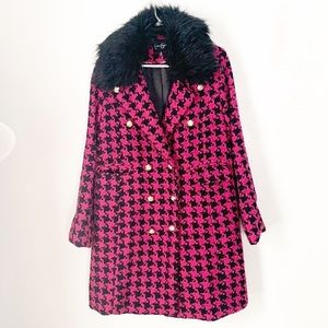 Jessica Simpson Pink and Black Houndstooth Jacket with Fur Collar